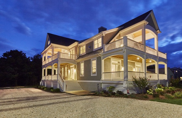 Nouvelle maison multifamiliale magnifiquement aménagée sur Lewes Beach