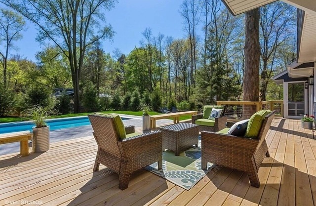 August Weeks OPEN!! New Buffalo Beauty With Private Heated Pool!