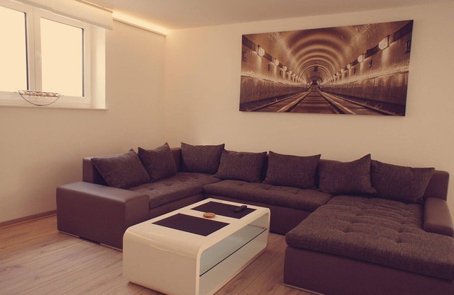 IMMEUBLE NEUF 2015, 80m², 3 pièces, près de l'enceinte Niendorfer