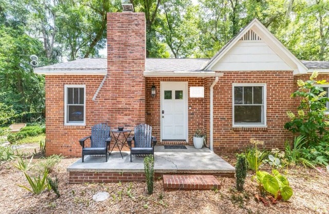 NEW! Charming 2-Bedroom House - 0.8 Mile Walk to Stadium and Midtown!
