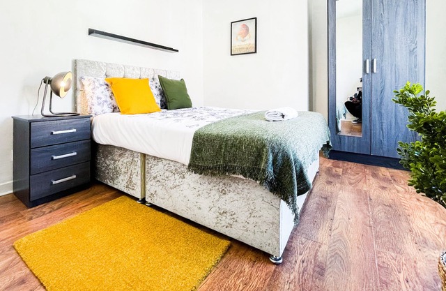 NEW Charming 4-BR House near City Centre