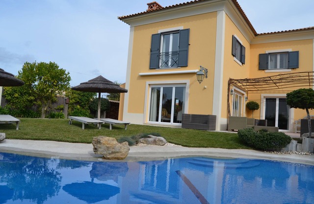 NOUVELLE DE CHARME ET VILLA DE PRESTIGE AVEC PISCINE VIDEIRA