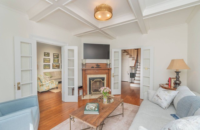 NEW-Charming cottage in Downtown Aiken