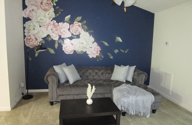 New!! City Chic 13min to Airport and 20min to City Center