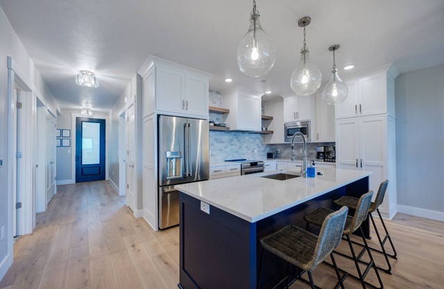 New Condo with Waterviews!