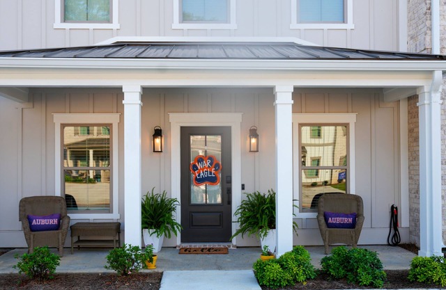 New construction 2 bedroom 2.5 bath with loft Townhouse near campus in Auburn.