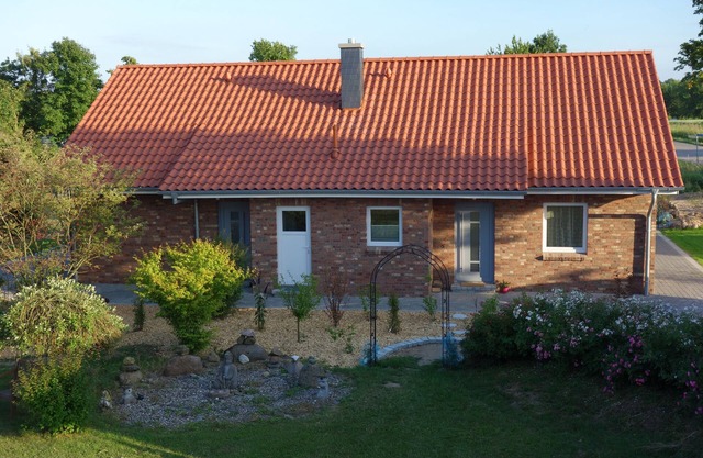 NOUVELLE CONSTRUCTION - Landhausferien avec jardin près de la mer Baltique u. endroit calme du village