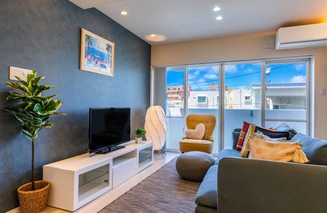 New Construction New Open American Village Con / Nakagami-gun Okinawa