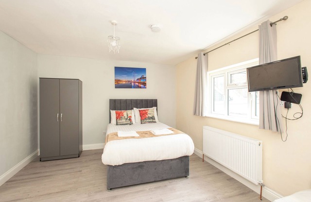 *New* Cosy Studio 1 Zone 6