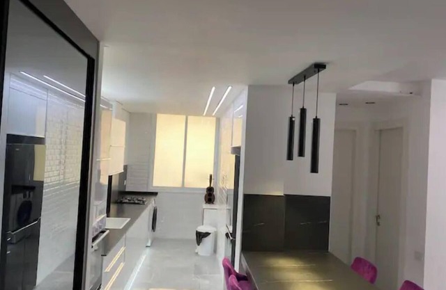 NEW!-Delux Best Suite 1 Minute From TLV