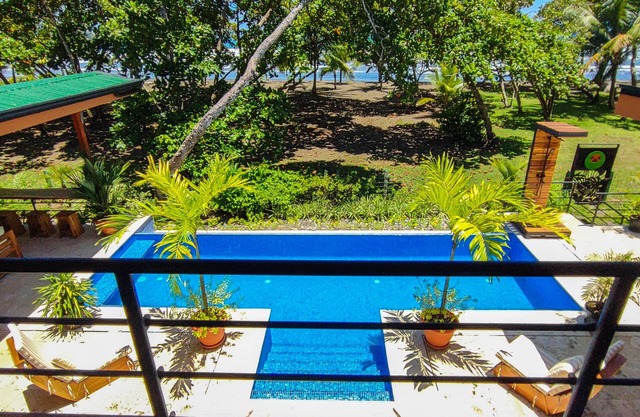 New DIRECT BEACHFRONT 7BR7Bath,near Manuel Antonio,Dominical,Uvita,nationalpark