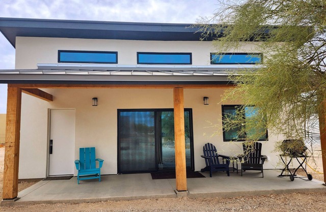 New, full Casita in North Phoenix with AC, WiFi