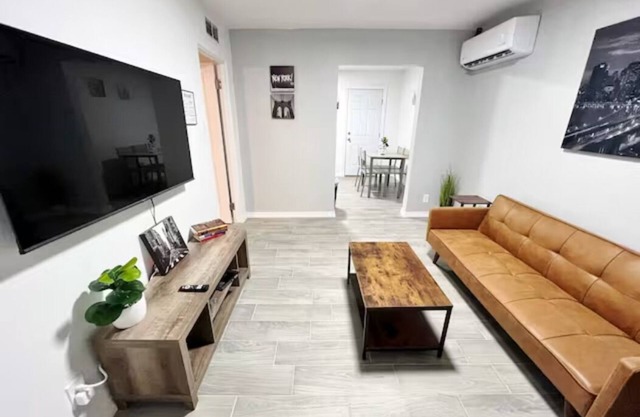 NEW! Fully Remodeled 1BR/1BA, 3 Min to Ft. Bliss Unit 4
