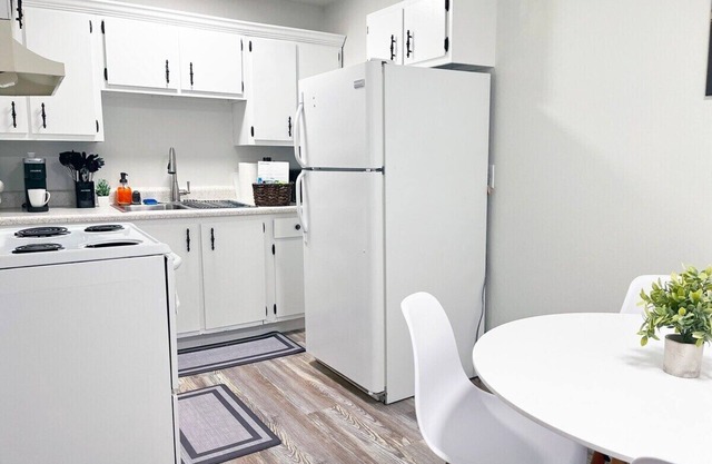 *New* Hall of Fame Apt! - 7 Min Walking Distance