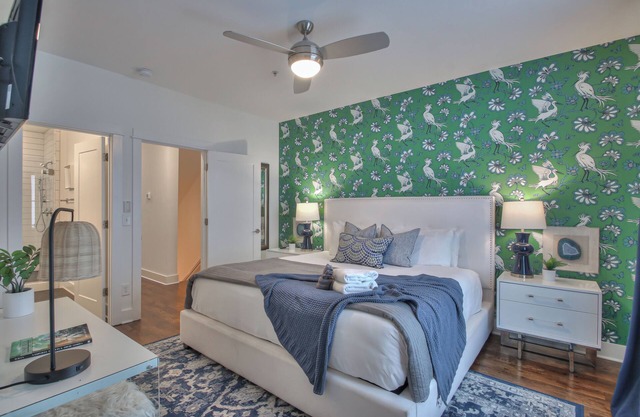 New! Hillsboro Village, Walkable, Luxury, 8 beds, Private Rooftop, Free Parking