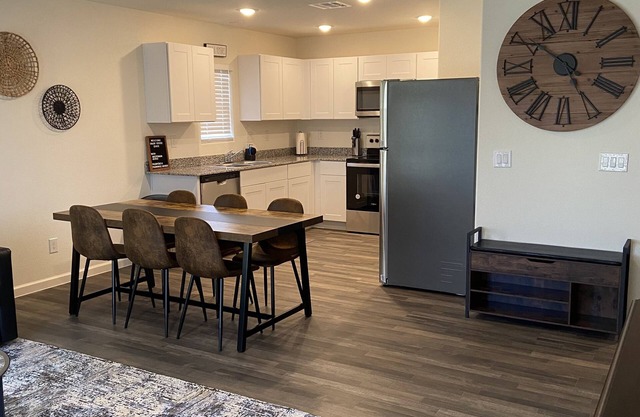 New Home with RV & Boat Parking 8 minutes away from Local shopping center!