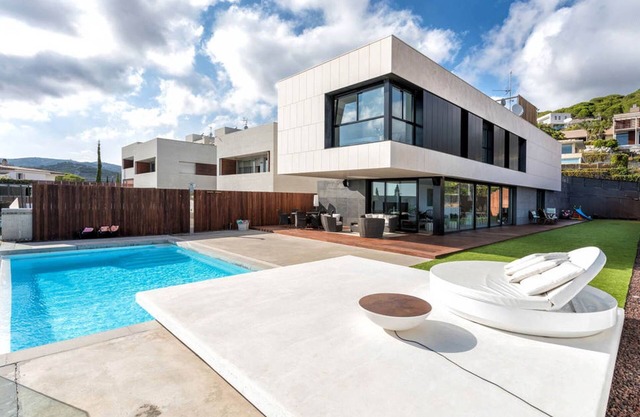 NOUVELLE MAISON! VILLA DE PRESTIGE Rocade & COSTA BRAVA