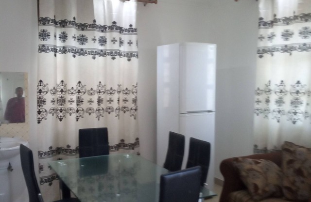 Maison neuve à 10 min du centre, climatisation, tv, douche, caméra de vidéosurveillance