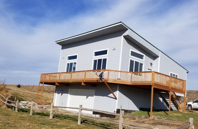 Nouvelle maison avec une vue imprenable sur le lac McConaughy.