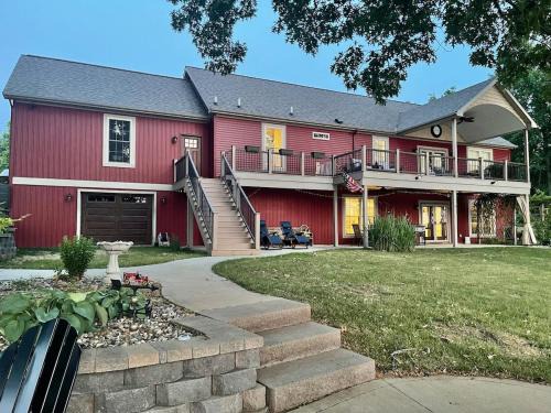 NEW! Large Lakefront Home