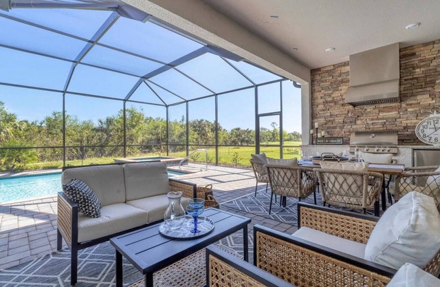 New Listing! Charlotte Harbor Area Resort, 120mi to Disney & 134mi to Universal - GRH575527