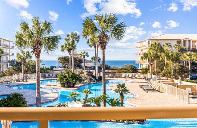 New Listing! Complimentary Beach Chairs & Bikes! Private Beach!