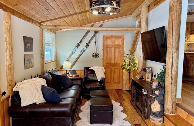 New Listing ⁓Evergreen Escape ⁓Fishing ⁓Boating ⁓ Yellowstone ⁓RV hookup ⁓ATVing