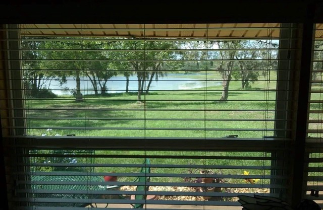Nouvelle liste! Suite d'une chambre au bord du lac avec entrée privée.