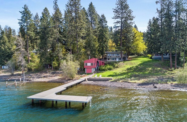 New Listing| Lakeside Serenity| Retro Cabin| Great Dock| Private Studio