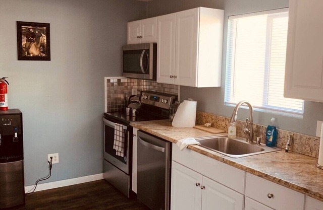 Nouvelle liste! Rebb's Cozy Cottage près du parc national de Sequoia