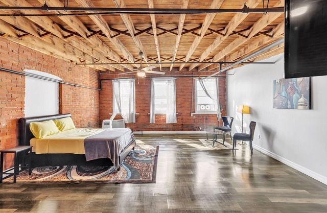 NEW LISTING! Stylish Chic Retreat at Lafayette Lofts by RedAwning