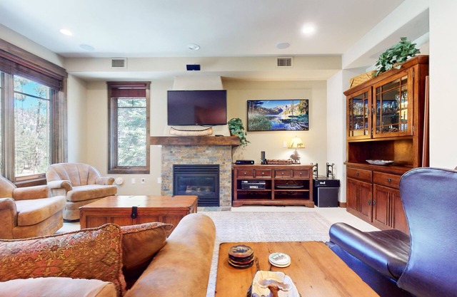 NEW LISTING! Woodwinds #1303 (4-Bedroom Condo) - Pets Allowed by RedAwning
