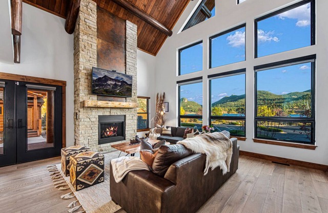 Log Cabin au lac Estes - NOUVEAU