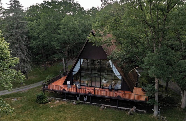 *NEW* Luxury Designer A-Frame W/ Cedar Hot tub