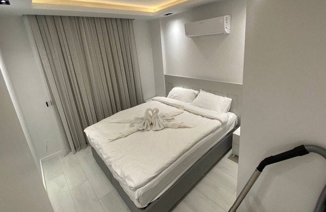 New luxury Villas with 5 min walk from blue flag seaside.