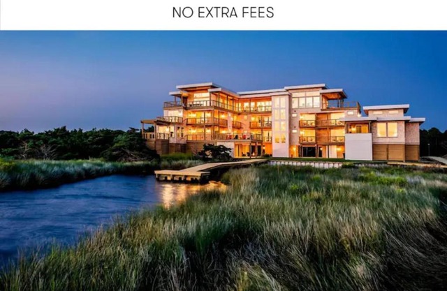 New Modern Waterfront Home w Saltwater Pool
