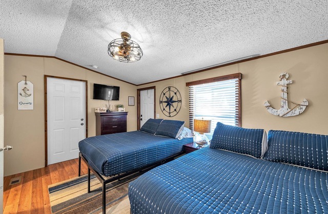 NEW! Nautical Nest (Suite 2) by The Lodges at Fossil Creek