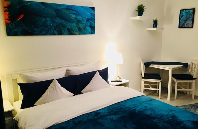 NOUVEAU ouvert en 2019 ▫️ Living "Dans un petit style l" au coeur de Linz sur le Rhin