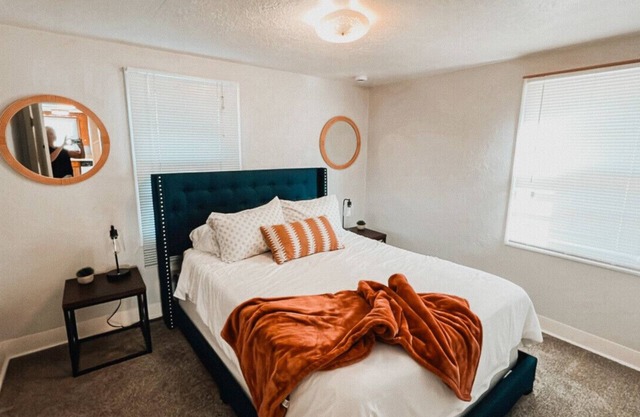 NEW! OSU Campus Pet Friendly Family Home Boho Glamour