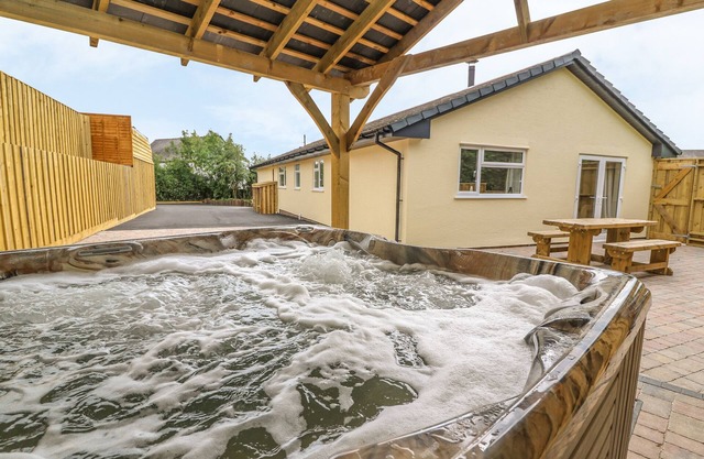 New Peny, LLANDRINDOD WELLS
