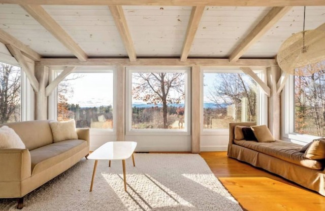 NEW Quiet, private farmhouse, stunning mntn views!
