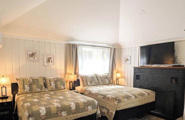 Cute Cabin Acadia National Park Pet Friendly Cabin 19