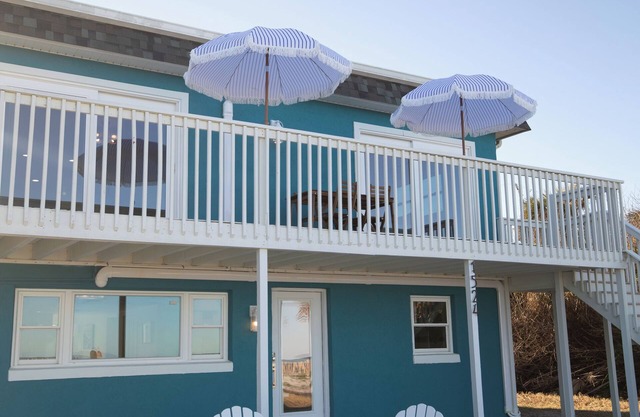 NEW! Sleeps 16 - Oceanfront Home- Flagler Beach