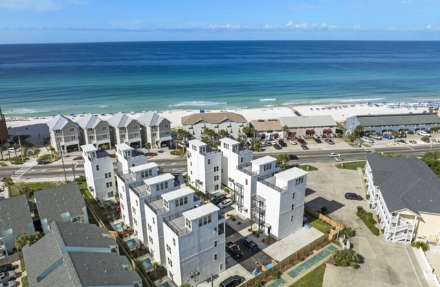 New~Steps from beach + OceanView + Plunge Pool