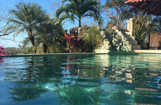 SUPERBE OCEAN 360 degrés et JUNGLE VIEW LUXURIOUS VILLA PRANA, brise constante