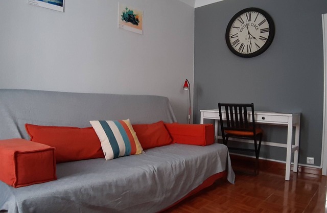 NOUVEAU The Master House