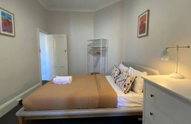 New to VRBO: Cosy Apt metres from Fremantle Markets & Bathers Beach
