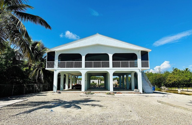 New to VRBO! Relax & Recharge at Key Largo’s Premier Waterfront Property!