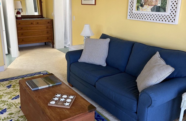 New, top deck couples retreat overlooking Southwest harbor!