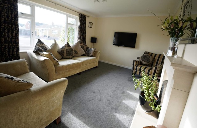 NEW Unique 2BD Detached Bungalow Burnham-on-Sea